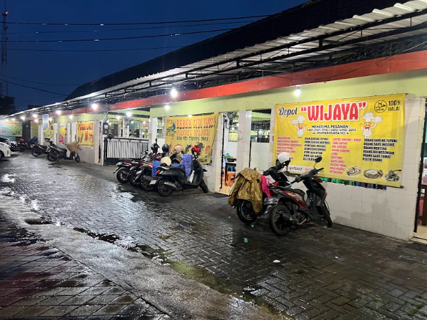 Pujasera Stasiun Mojokerto