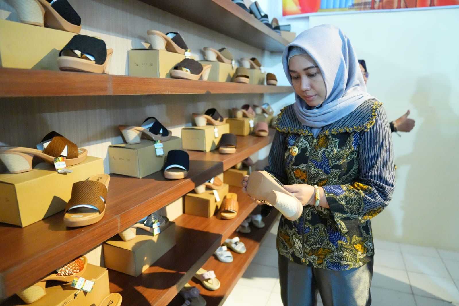 PUSAT GROSIR SEPATU